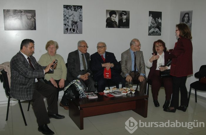 Avukatlar gününü kokteylle kutladılar...