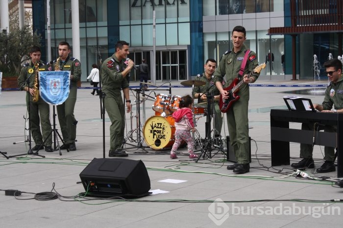 Bursa'nın Fethi Kent Meydanı AVM'de kutlandı...