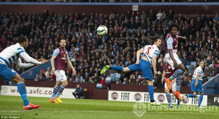 Benteke Aston Villa'yı ipten aldı!