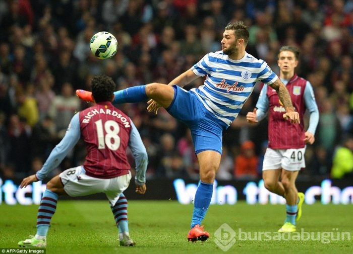 Benteke Aston Villa'yı ipten aldı!