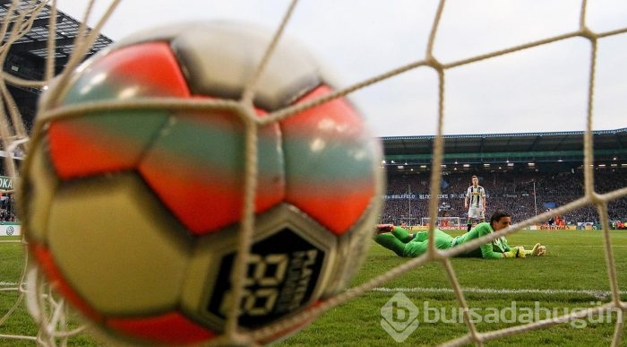 Mönchengladbach'ta Arminia Bielefeld şoku!
