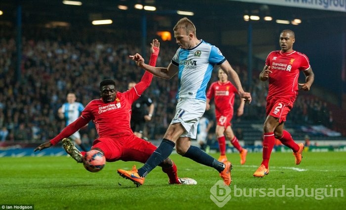Coutinho Liverpool'u yarı finale taşıdı!