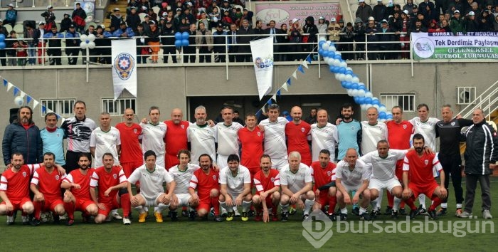 Bursa'da 170.yıl coşkusu!Başkan Bölükbaşı'da sahada ter döktü!