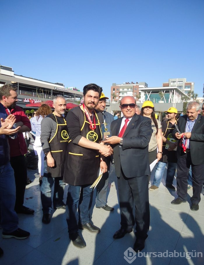 Interflora, Bursa'nın en iyi çiçekçisini seçti...