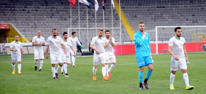 Timsah Ankara'da yarı final biletini kaptı!