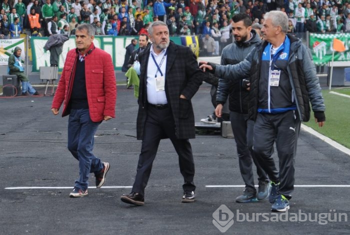 Timsah Ankara'da yarı final biletini kaptı!