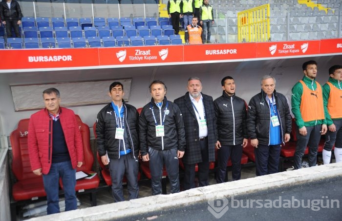 Timsah Ankara'da yarı final biletini kaptı!