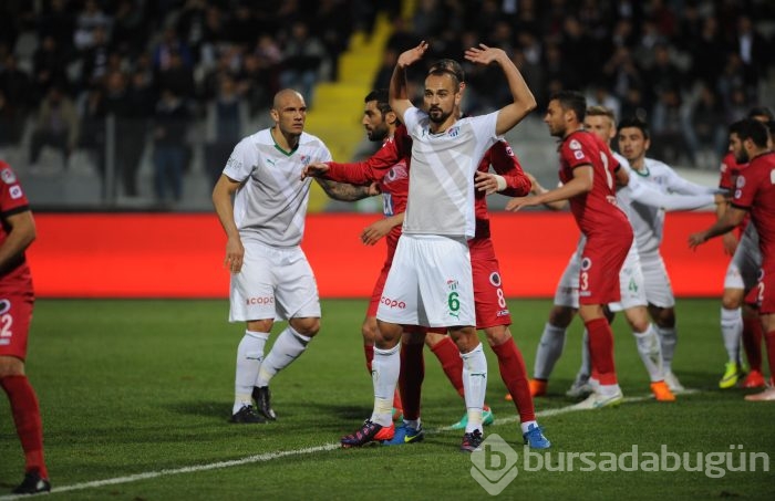 Timsah Ankara'da yarı final biletini kaptı!