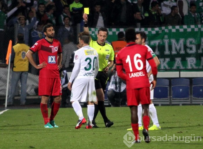 Timsah Ankara'da yarı final biletini kaptı!
