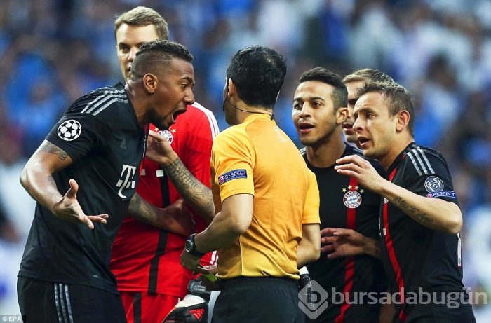 Bayern Münih Porto'ya direnemedi!