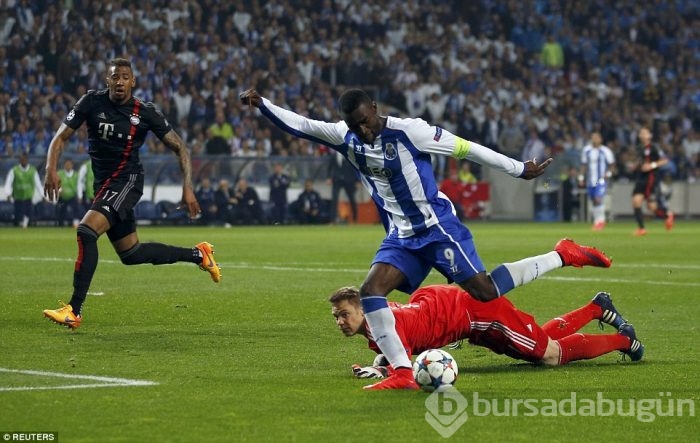 Bayern Münih Porto'ya direnemedi!