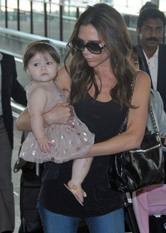 Minik moda ikonu Harper Beckham'ın en şık halleri