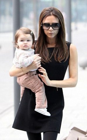 Minik moda ikonu Harper Beckham'ın en şık halleri