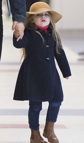 Minik moda ikonu Harper Beckham'ın en şık halleri