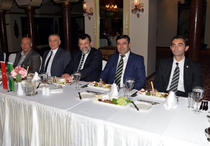 Kadir Şankaya'ya veda yemeği