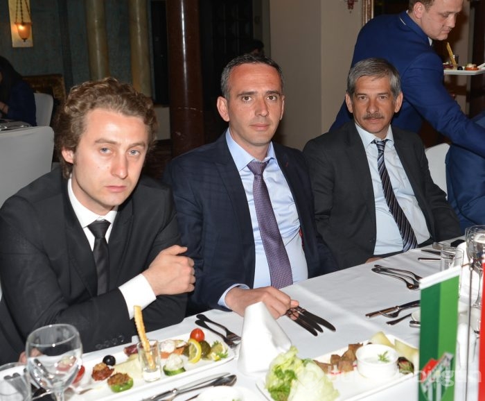 Kadir Şankaya'ya veda yemeği