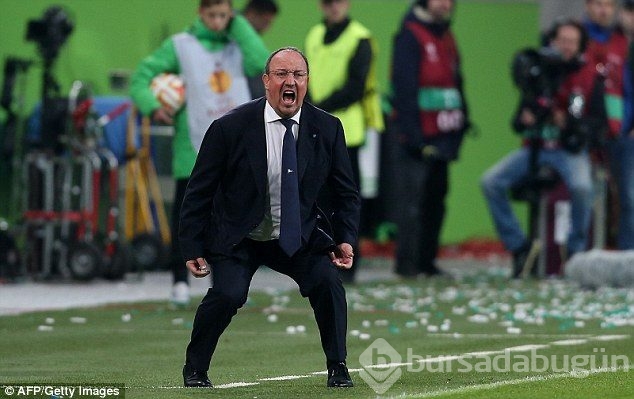 Napoli, Wolfsburg'u Volkswagen Arena'ya gömdü!