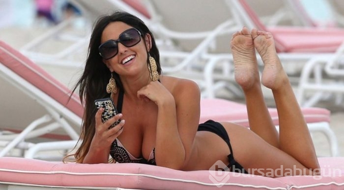 Seksi model Claudia Romani, Miami'de görüntülendi...