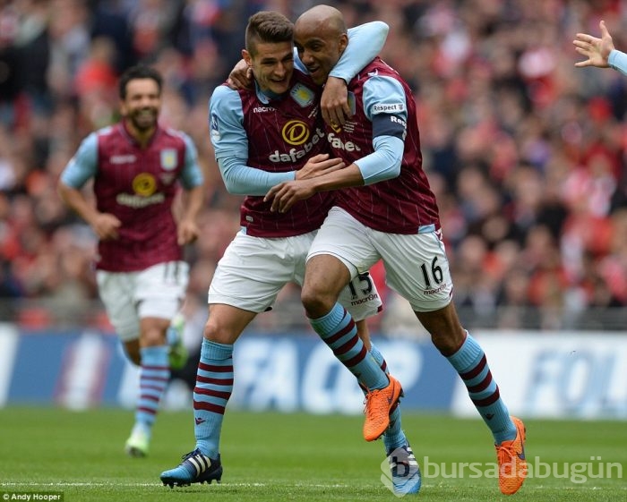 Aston Villa Liverpool'u kupanın dışına itti!