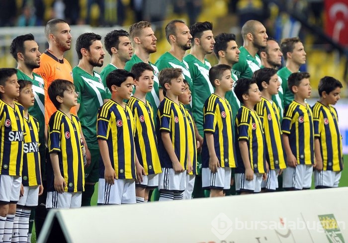 Timsah Hüseyin Göçek'e takıldı!