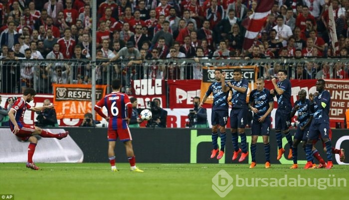 Allianz Arena Porto'nun başına yıkıldı!