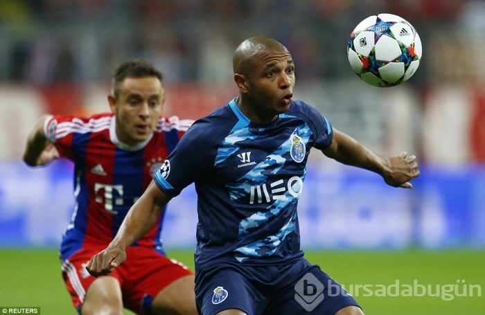 Allianz Arena Porto'nun başına yıkıldı!