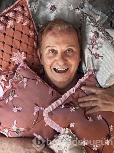 Huysuz Virjin'in bilinmeyenleri