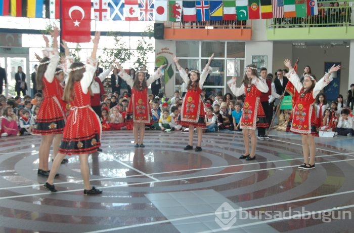 Minikler 23 Nisan'ı coşku içinde kutladılar...