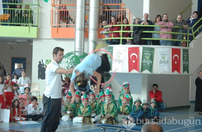 Minikler 23 Nisan'ı coşku içinde kutladılar...