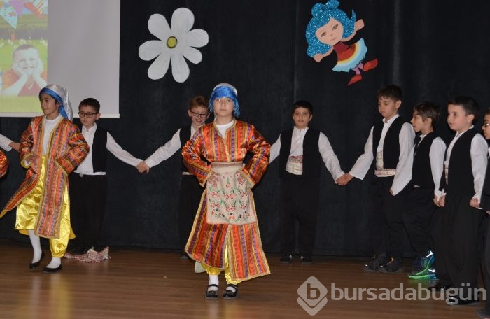 Bahçeşehir Koleji Öğrencileri 23 Nisan kutlaması...