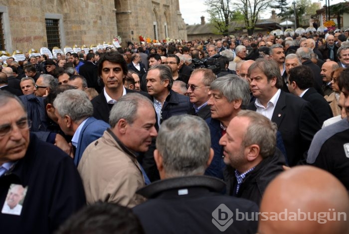 Ayhan Kızıl son yolculuğuna uğurlandı