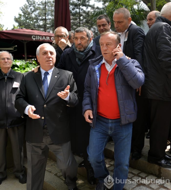 Ayhan Kızıl son yolculuğuna uğurlandı
