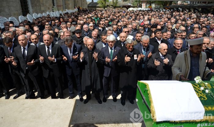 Ayhan Kızıl son yolculuğuna uğurlandı