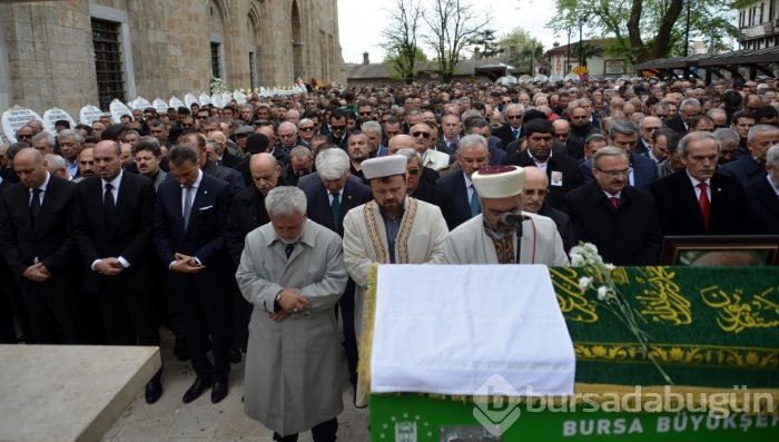 Ayhan Kızıl son yolculuğuna uğurlandı