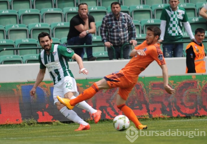 Timsah Başakşehir'i ezdi geçti!