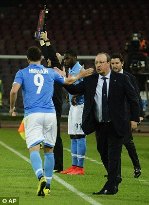 İtalya'da Napoli fırtınası!