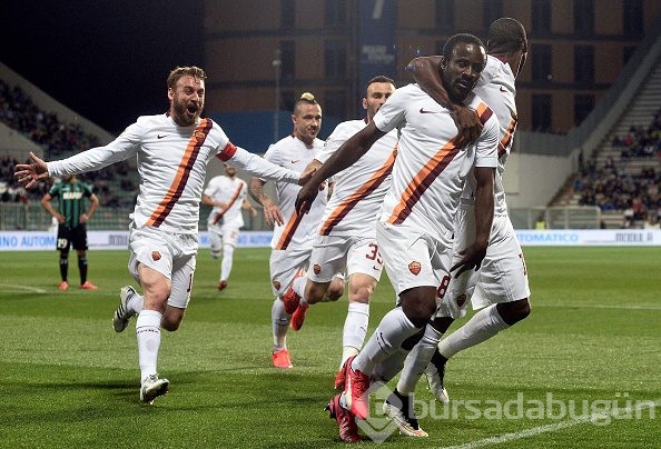 Roma deplasmanda coştu!