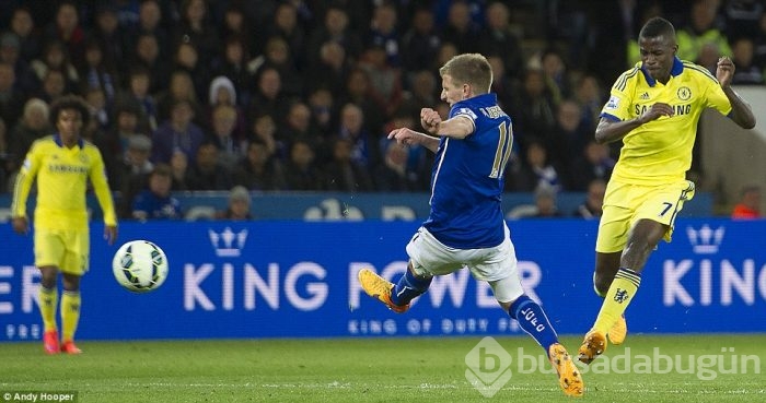 Chelsea, Leicester'ı öne geçtiğine pişman etti!