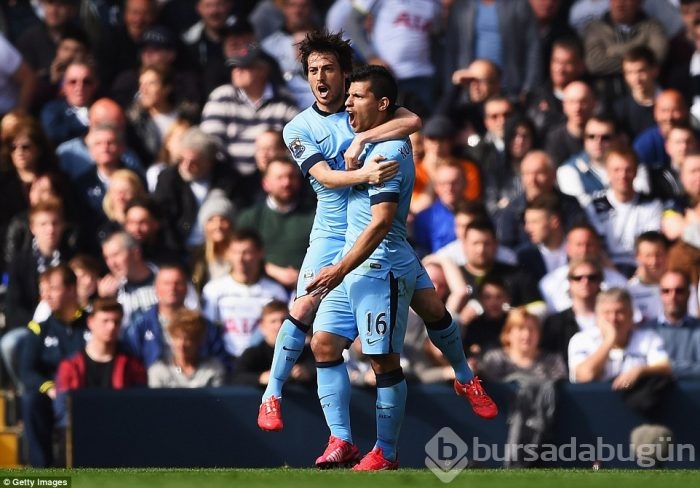 Manchester City'i Sergio Aguero sırtladı!