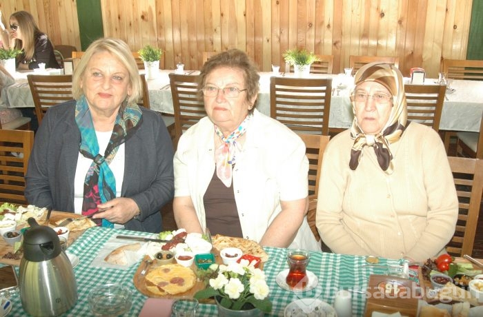 Anneler'in renkli hıdrellez şenliği...