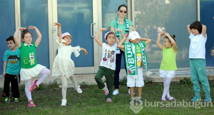 Emine Örnek Anaokulu'ndan Bursaspor'a moral desteği!