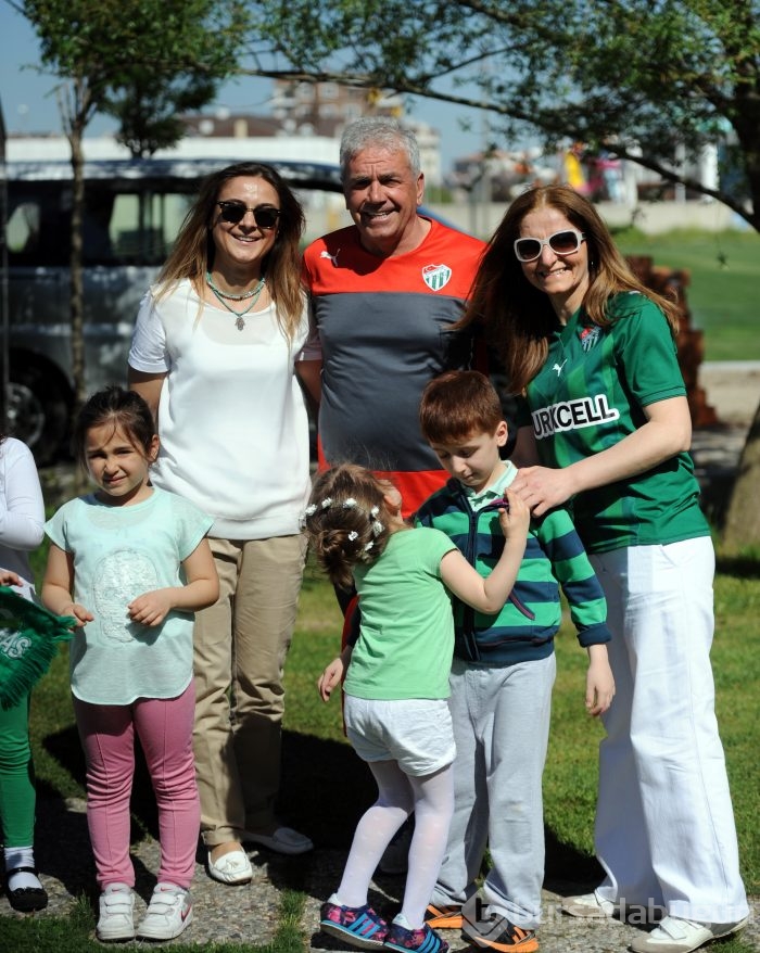 Emine Örnek Anaokulu'ndan Bursaspor'a moral desteği!