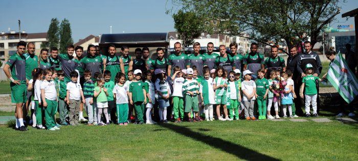 Emine Örnek Anaokulu'ndan Bursaspor'a moral desteği!
