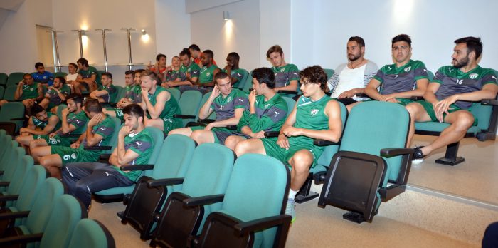 TPFD'den Bursasporlu futbolculara seminer