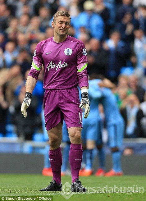 Manchester City, Queens Park Rangers'a acımadı!