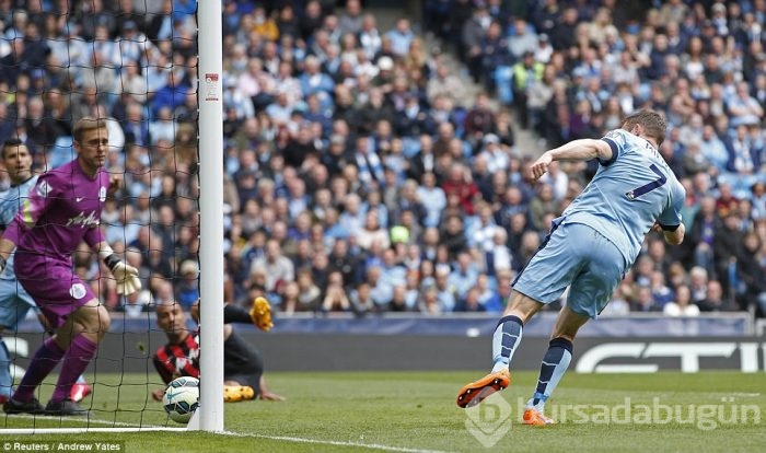 Manchester City, Queens Park Rangers'a acımadı!