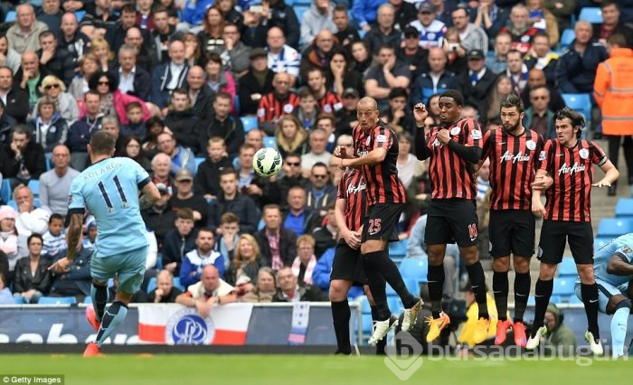 Manchester City, Queens Park Rangers'a acımadı!