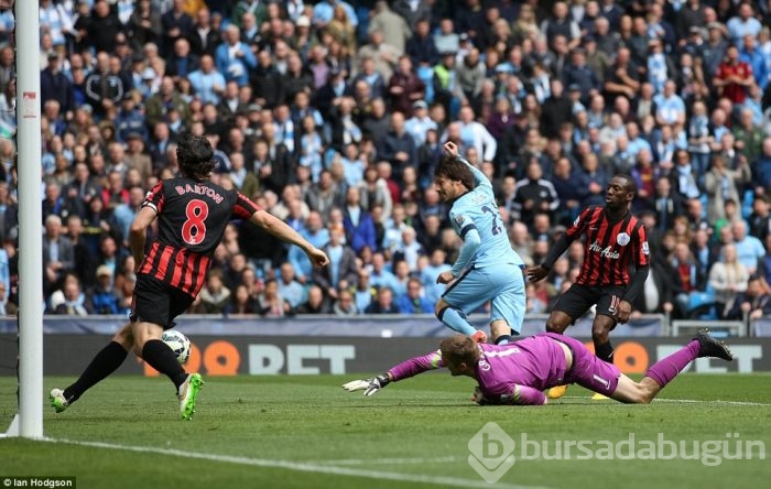Manchester City, Queens Park Rangers'a acımadı!