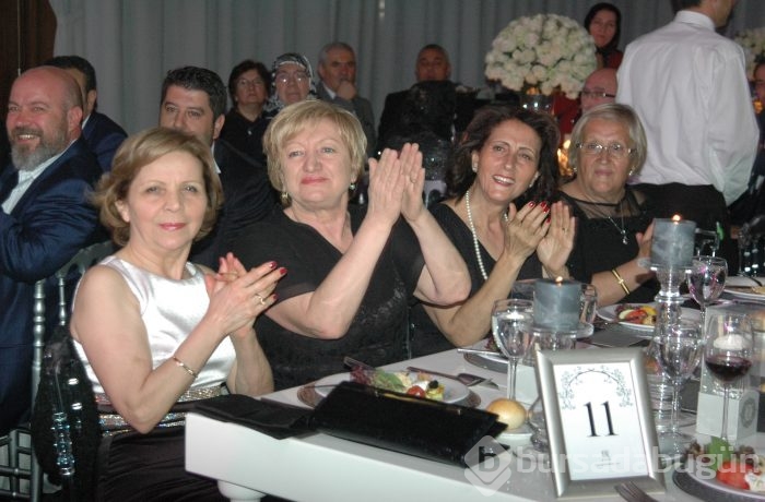 Figen Karsak ile Özercan Özer dünya evine girdi...