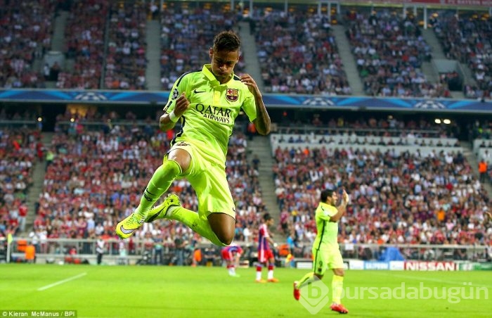 Neymar, Bayern Münih'in hayallerini çöpe attı!